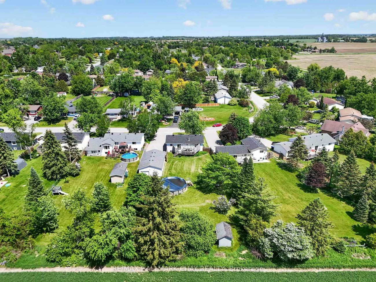 2652, Lawrence, Stroud, Innisfil