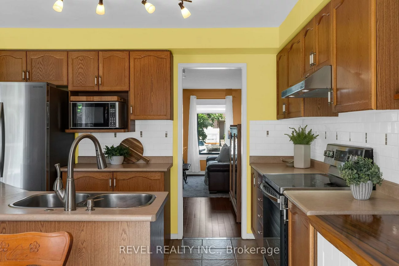 1207, Andrade, Alcona, Innisfil