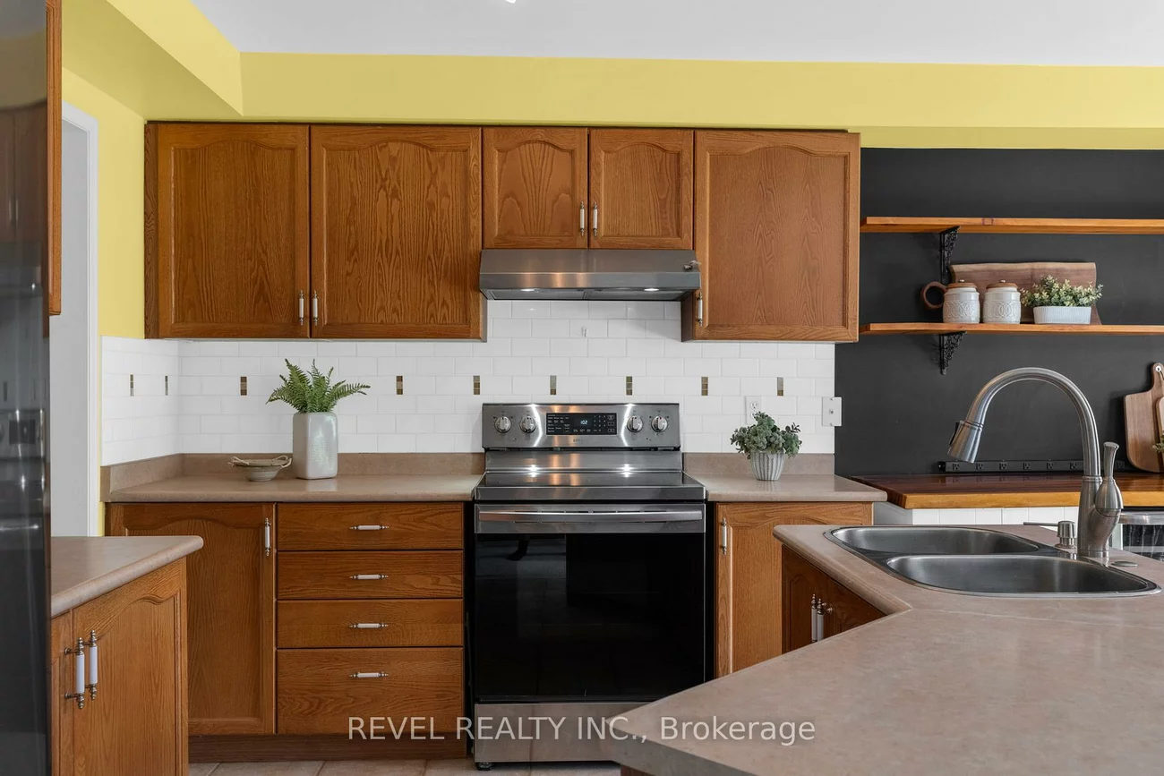 1207, Andrade, Alcona, Innisfil