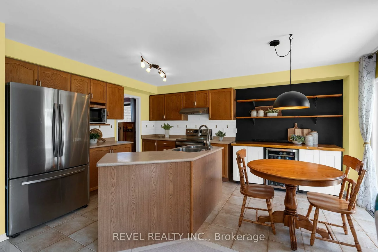 1207, Andrade, Alcona, Innisfil