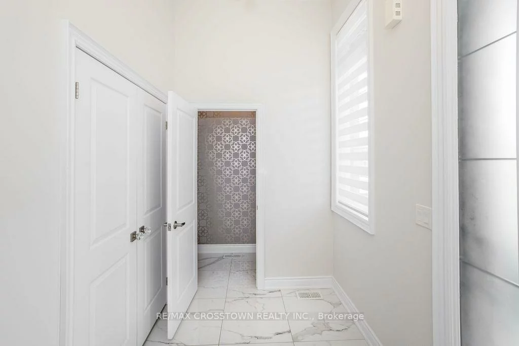 1376, Lawson, Alcona, Innisfil