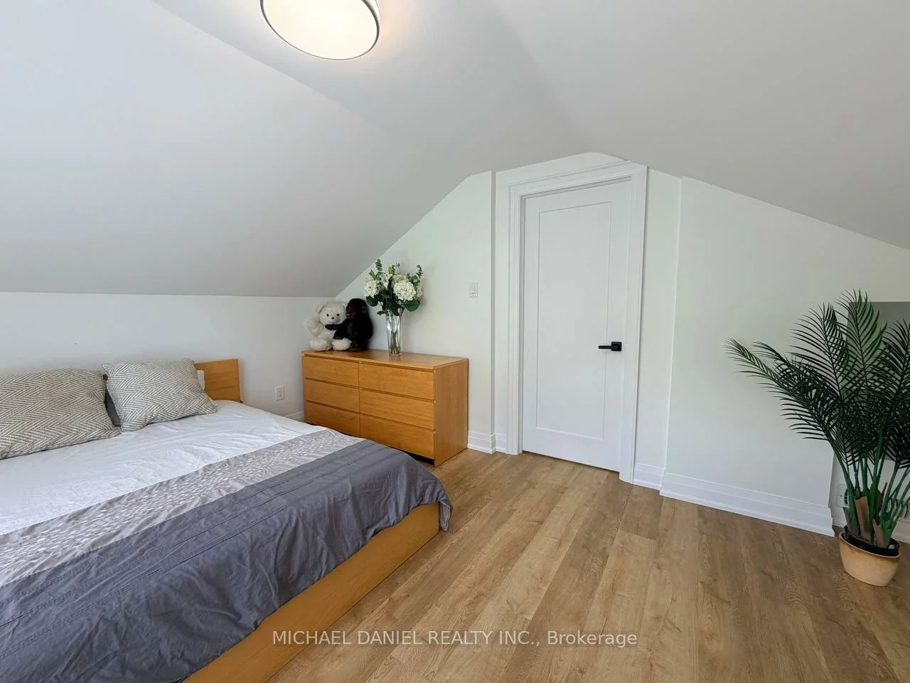 1727, Cedar Grove, Alcona, Innisfil