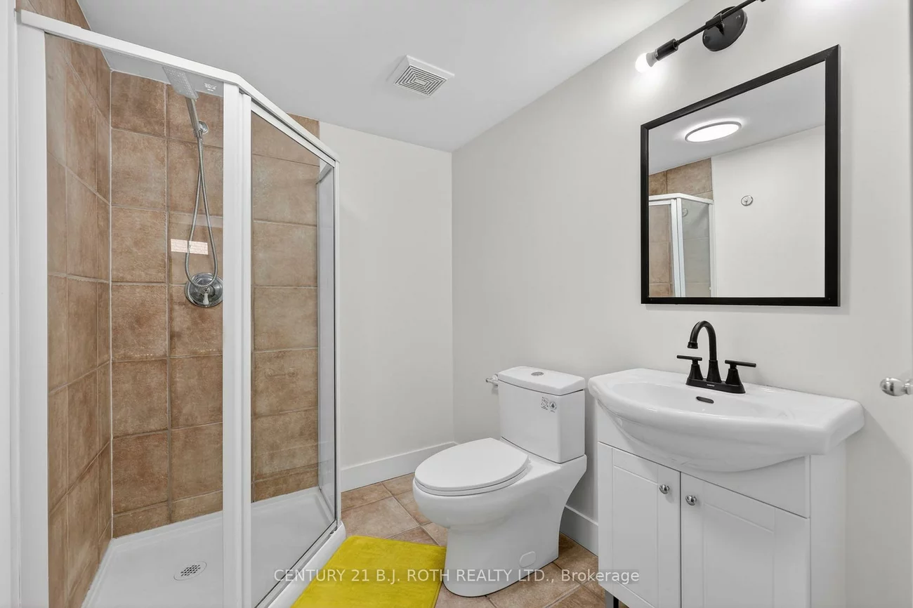 1077, CORRIE, Alcona, Innisfil