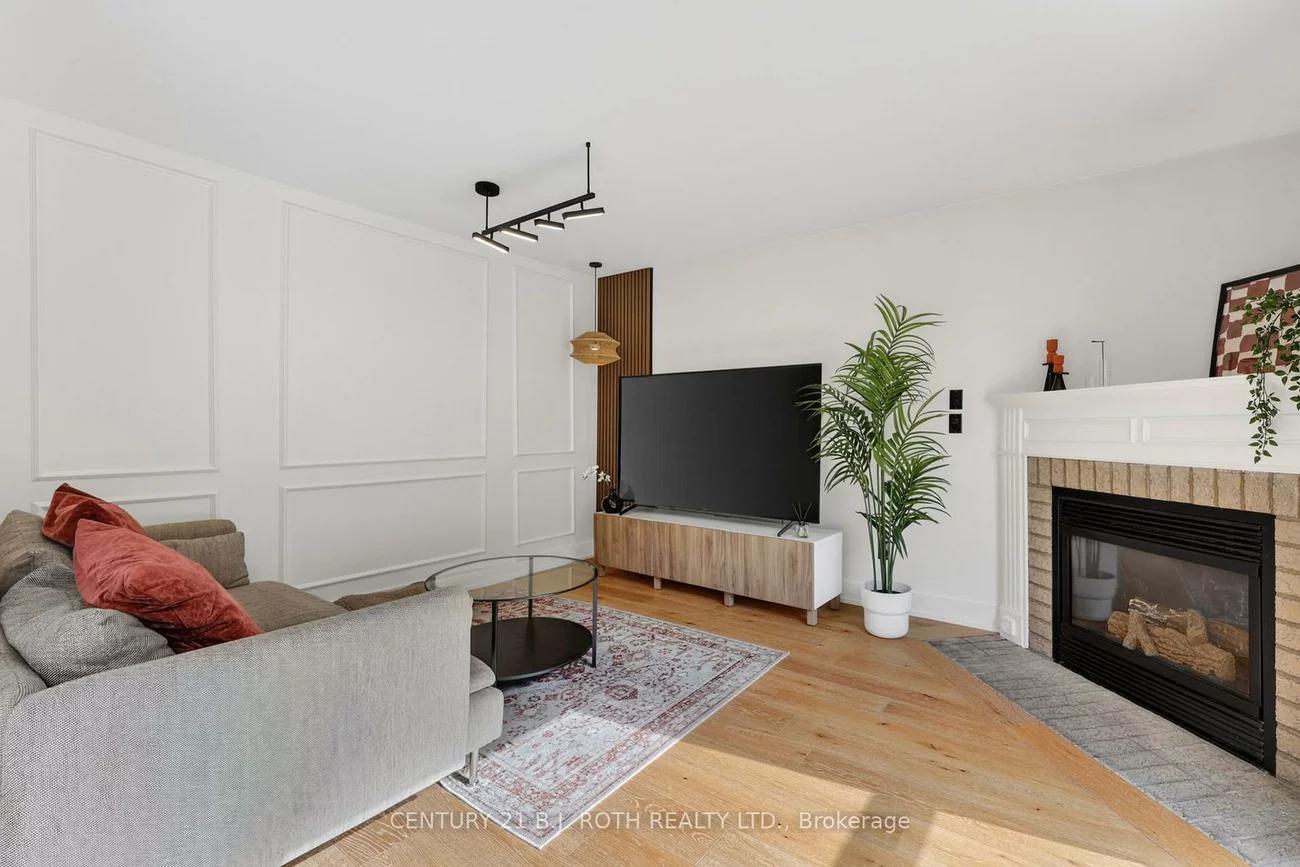 1077, CORRIE, Alcona, Innisfil