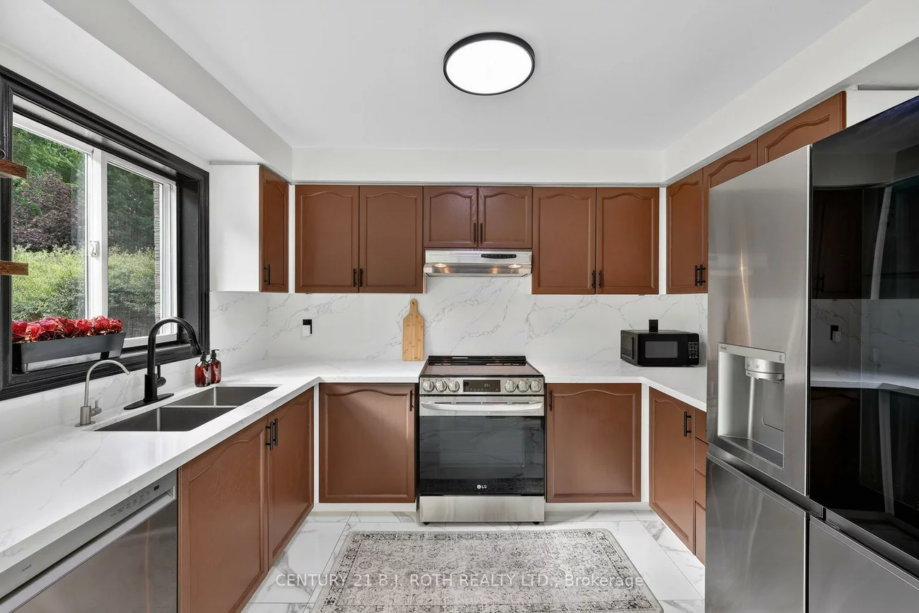1077, CORRIE, Alcona, Innisfil