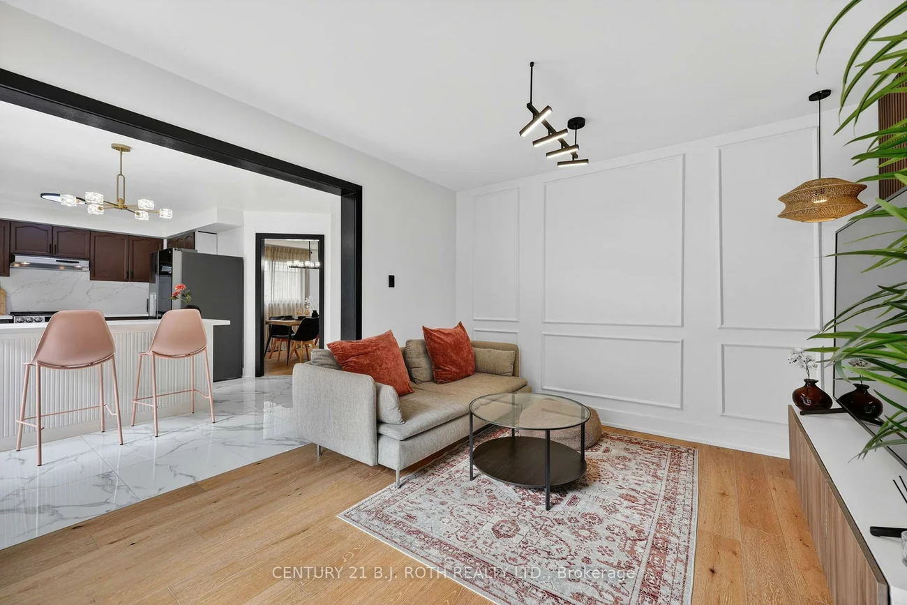1077, CORRIE, Alcona, Innisfil