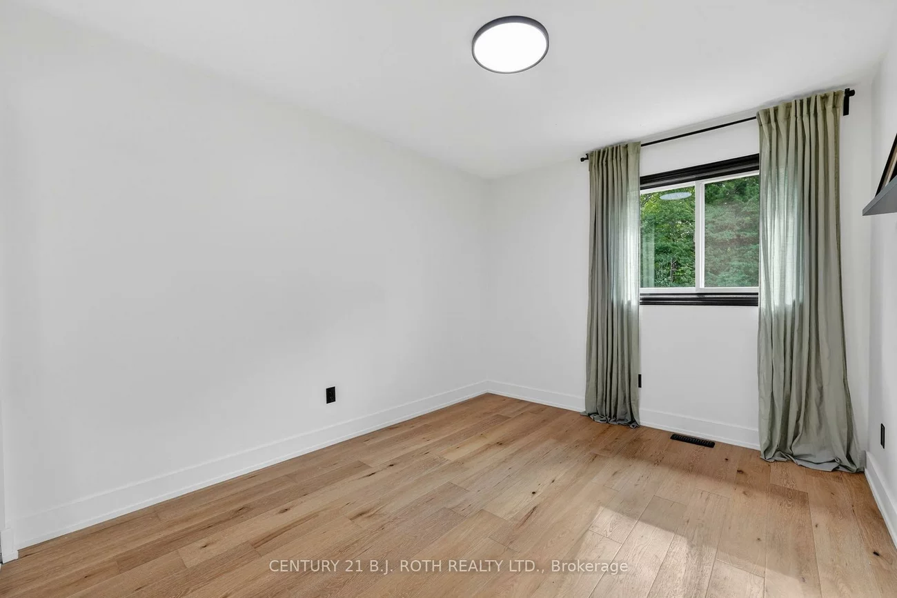 1077, CORRIE, Alcona, Innisfil