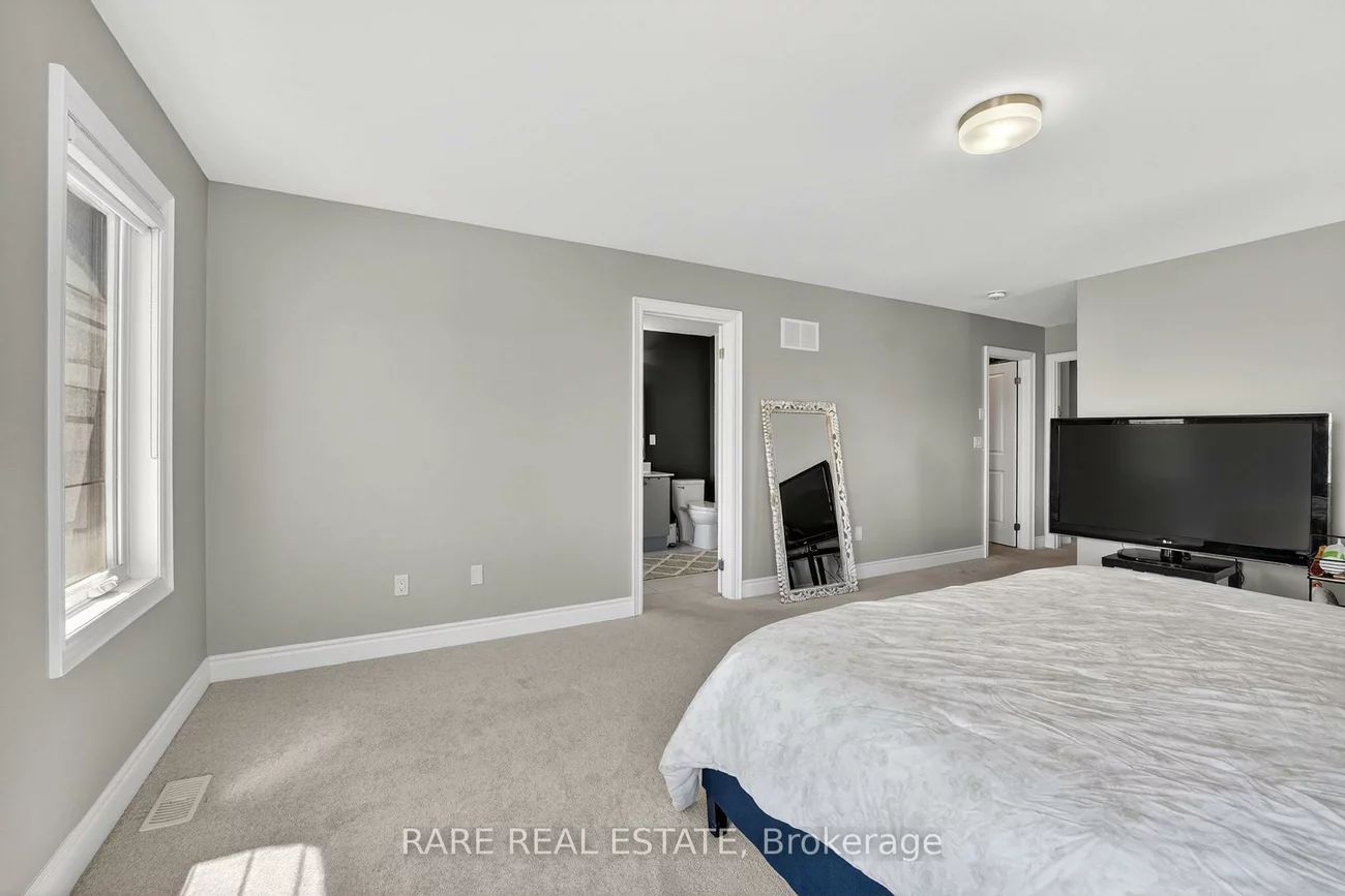 2141, Wilson, Alcona, Innisfil