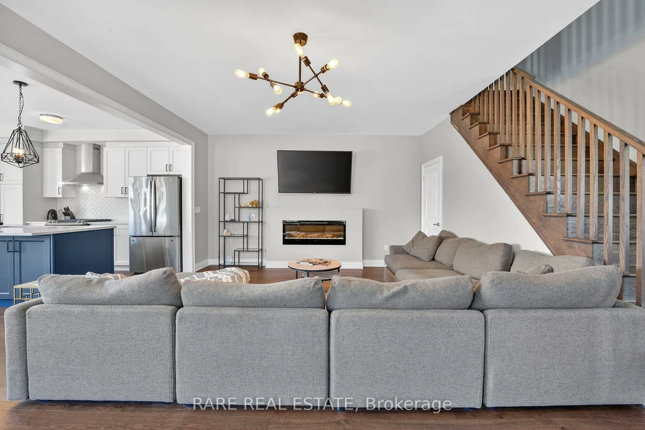 2141, Wilson, Alcona, Innisfil