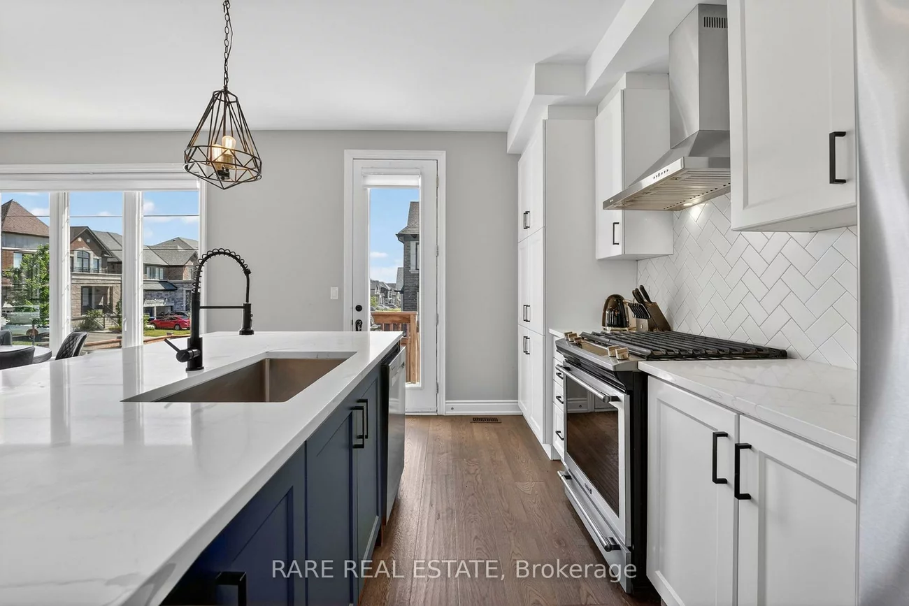 2141, Wilson, Alcona, Innisfil