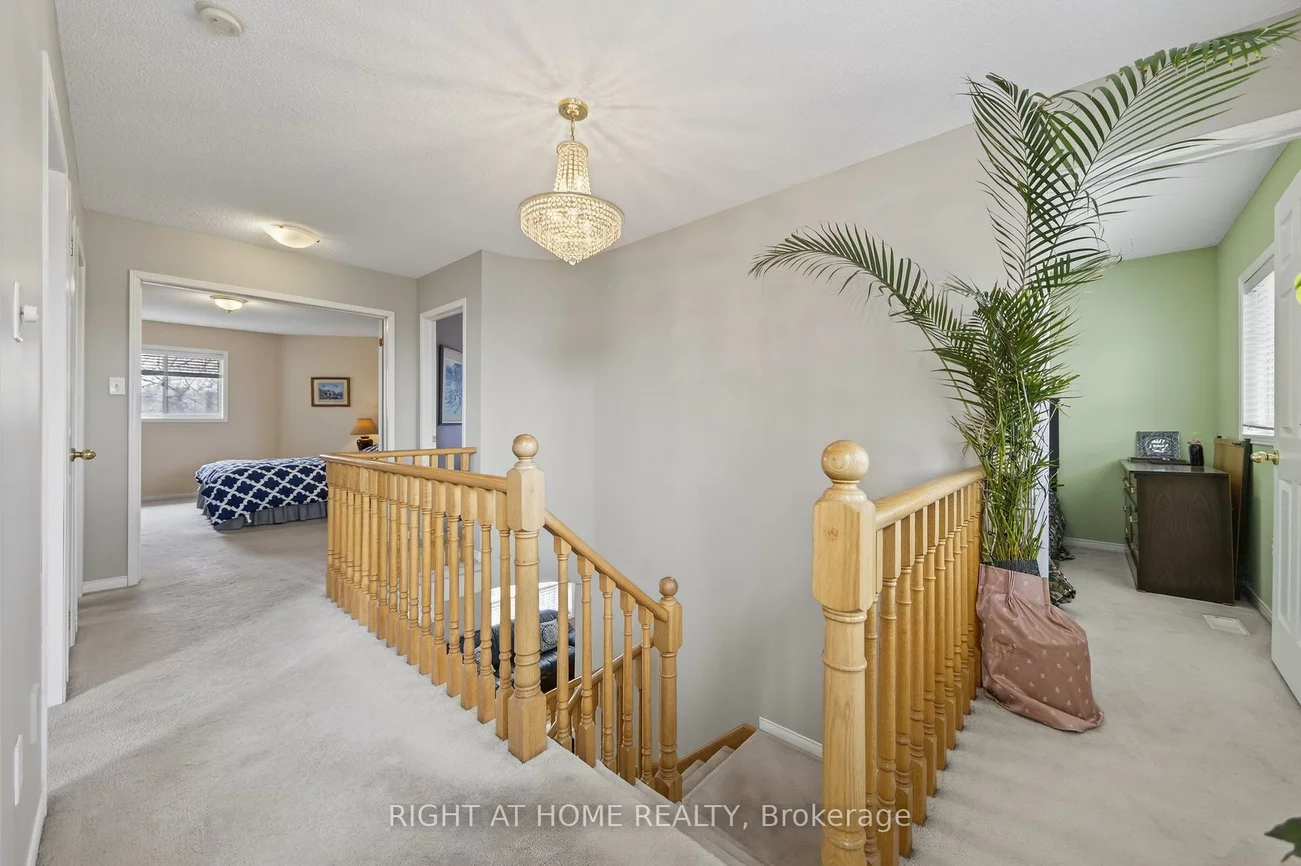 1338, Vincent, Alcona, Innisfil