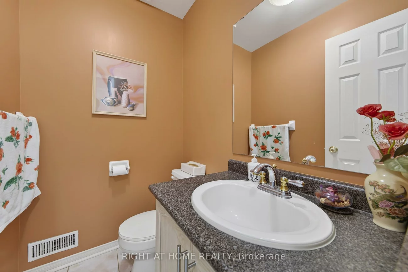 1338, Vincent, Alcona, Innisfil