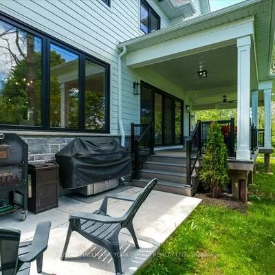 668, Florence, Alcona, Innisfil