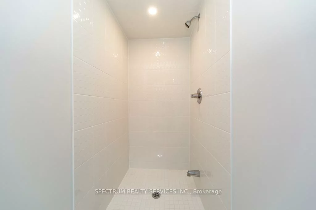 1389, Stovell, Lefroy, Innisfil