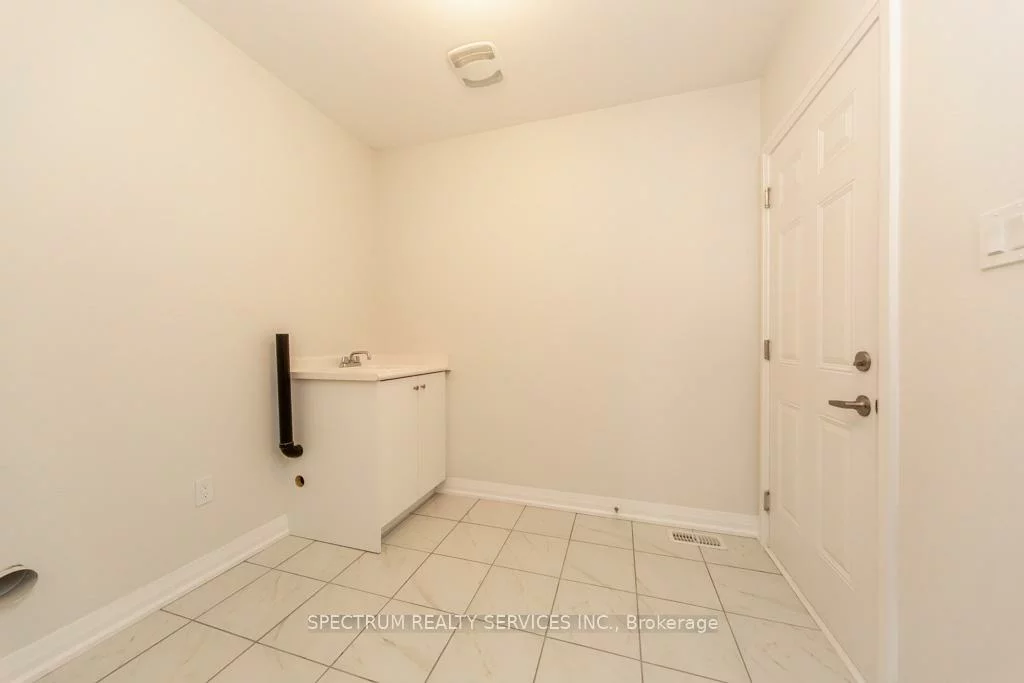 1409, Stovell, Lefroy, Innisfil
