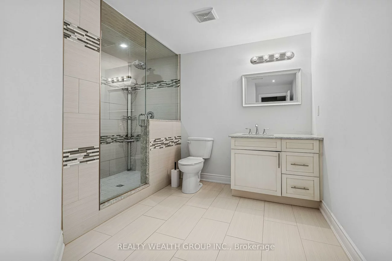 896, Booth, Alcona, Innisfil