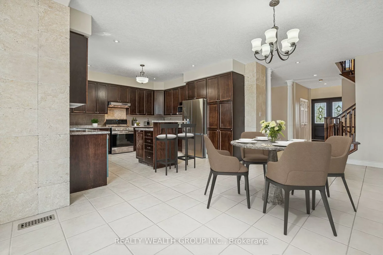896, Booth, Alcona, Innisfil