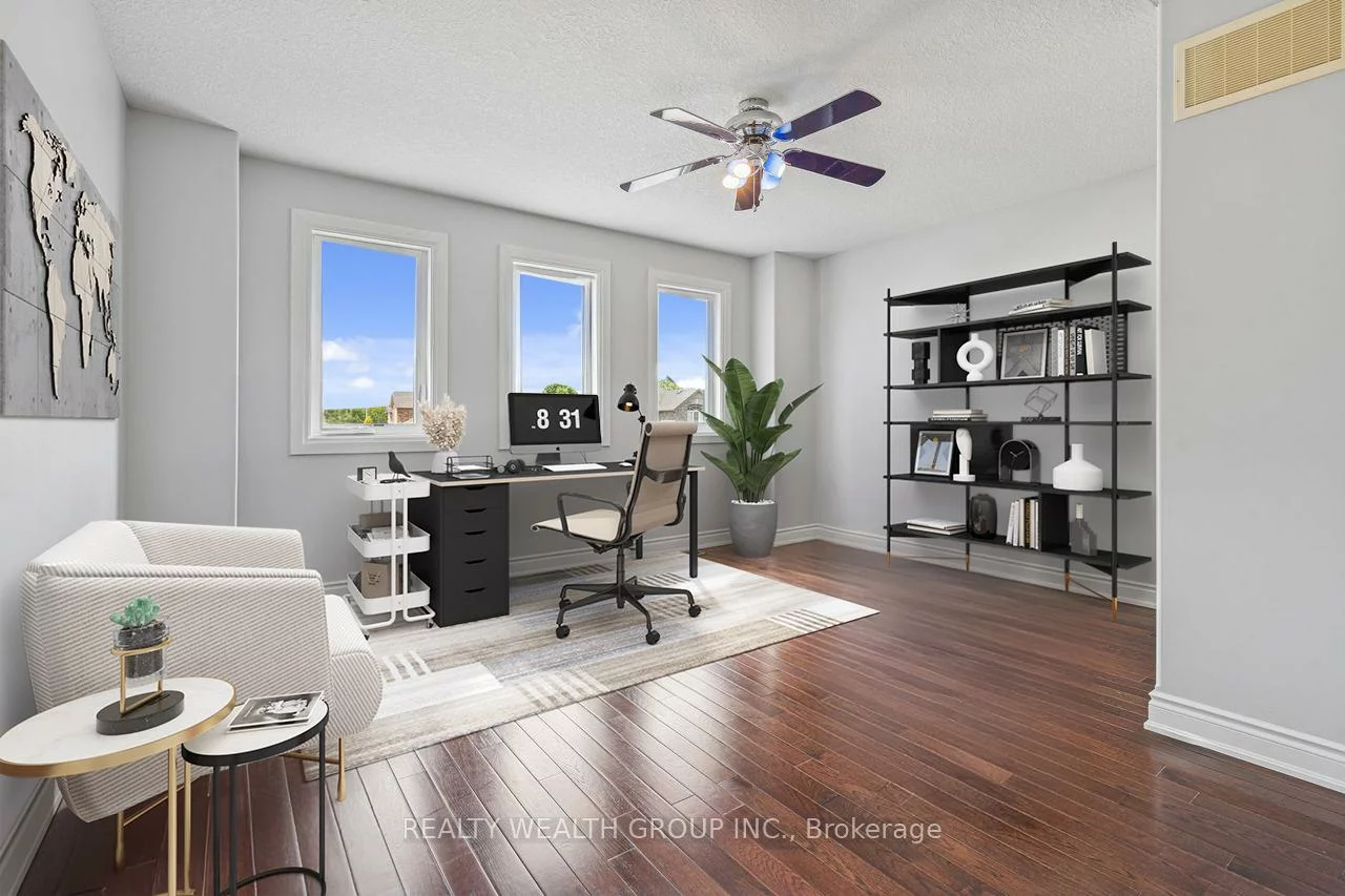 896, Booth, Alcona, Innisfil
