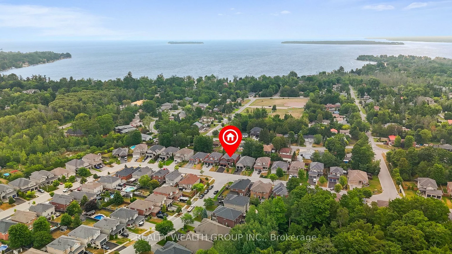 896, Booth, Alcona, Innisfil