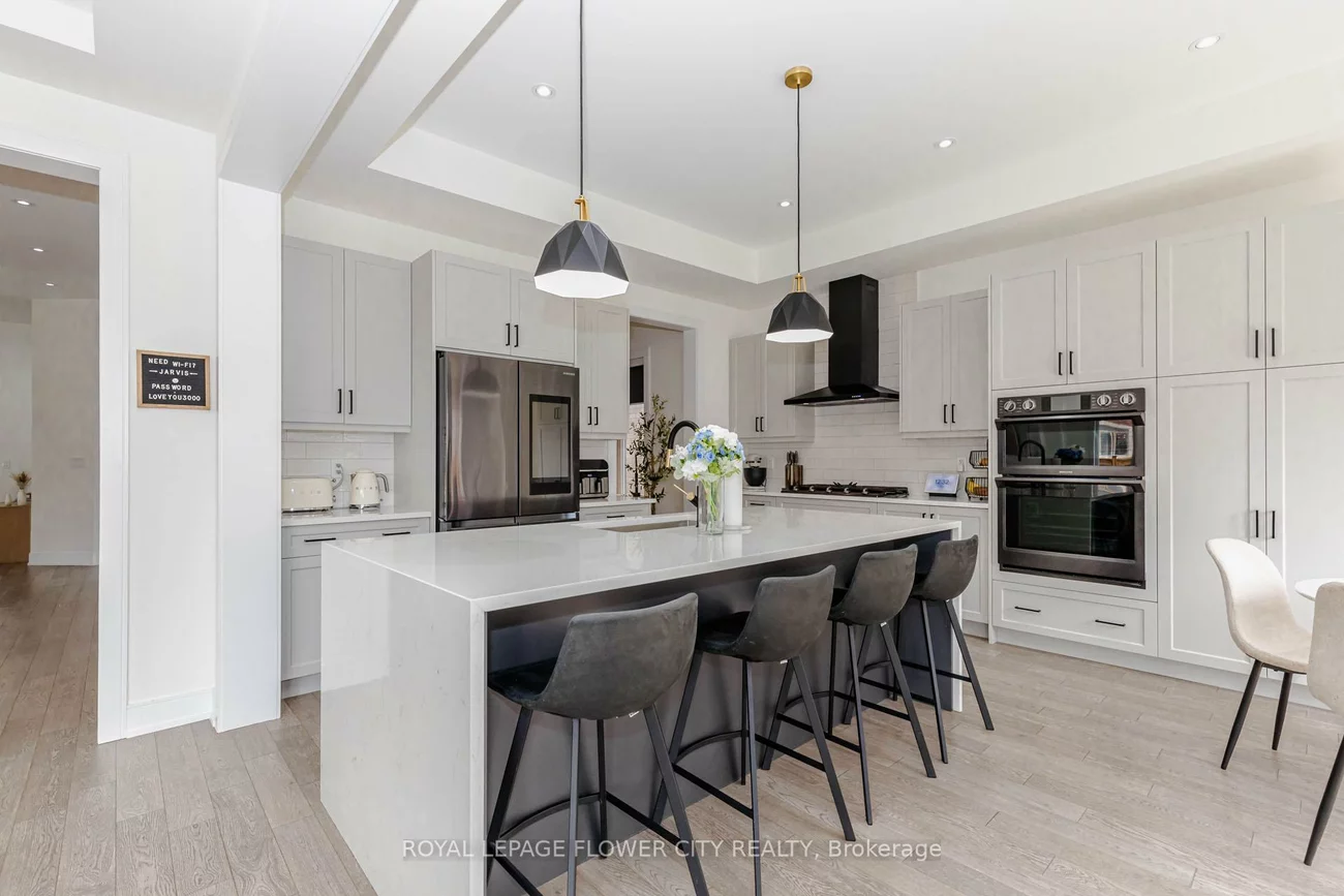 1367, Lawson, Alcona, Innisfil