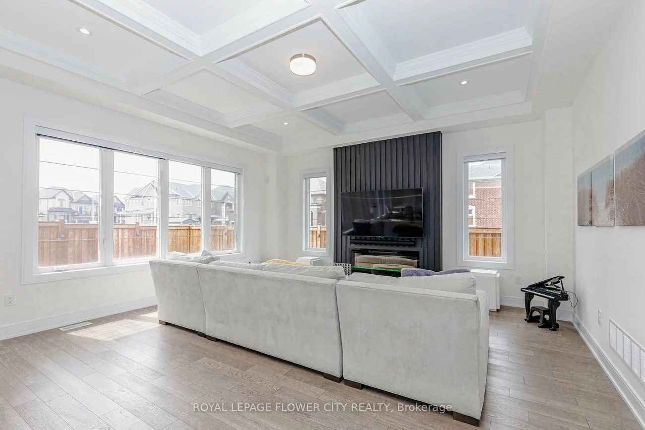 1367, Lawson, Alcona, Innisfil