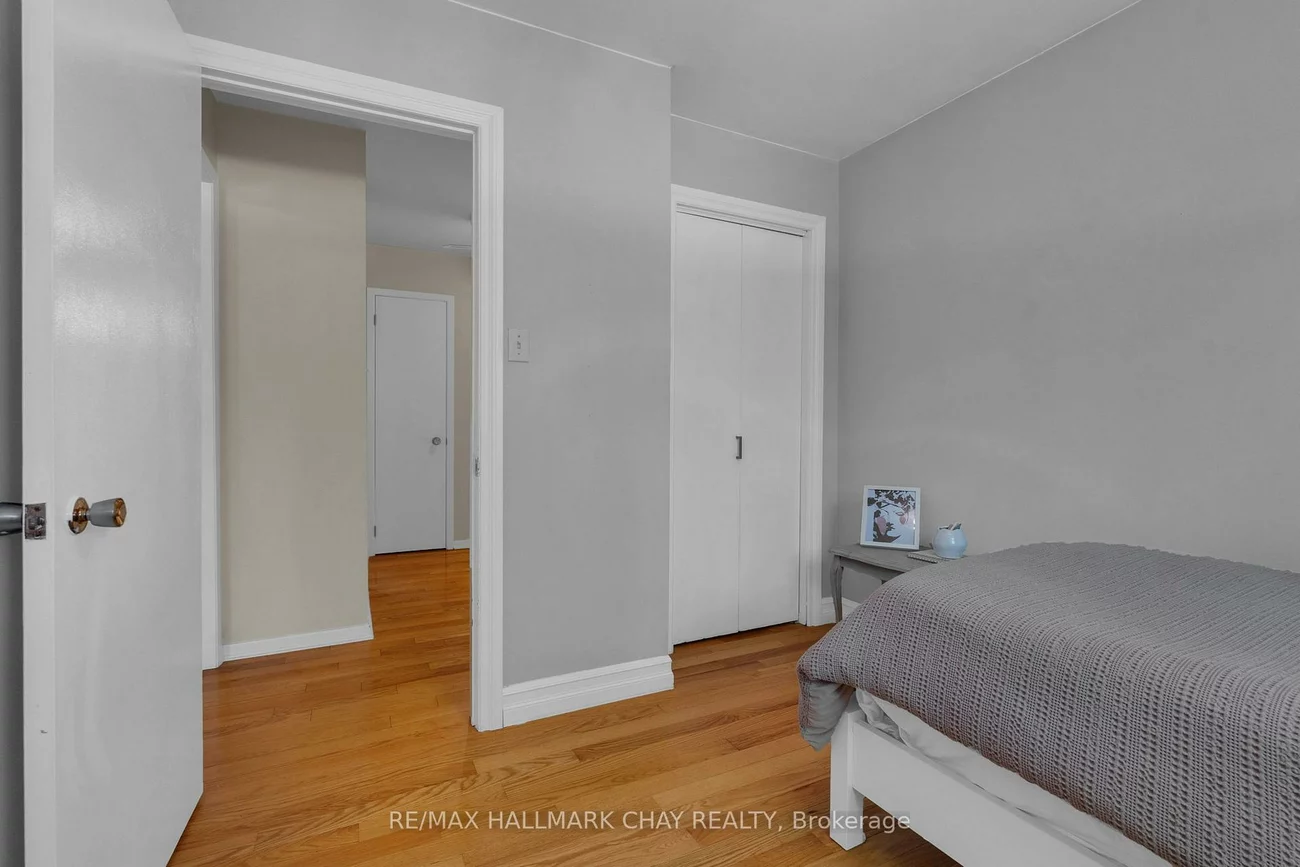 3724, Whitecap, Rural Innisfil, Innisfil