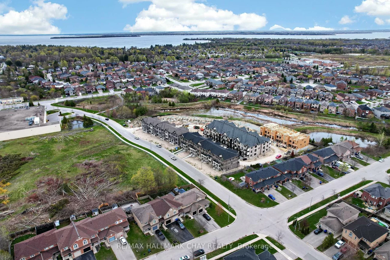 2057, Osbond, Alcona, Innisfil