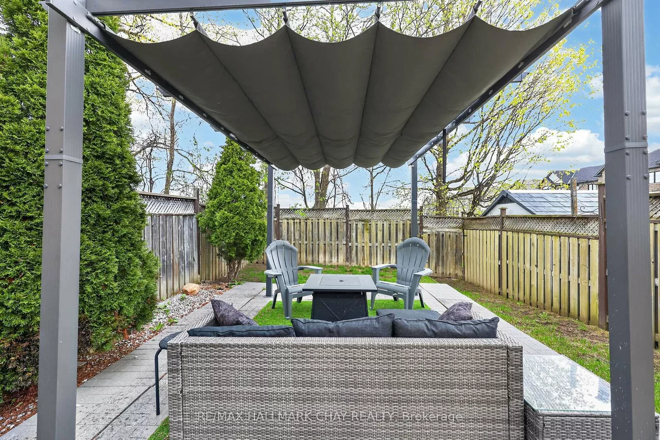 2057, Osbond, Alcona, Innisfil