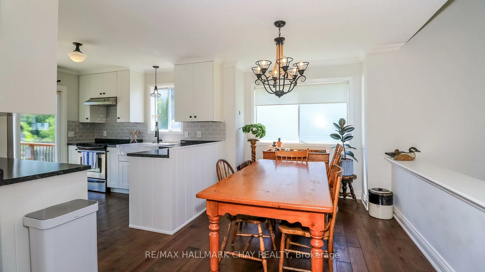 2281, Scythes, Stroud, Innisfil