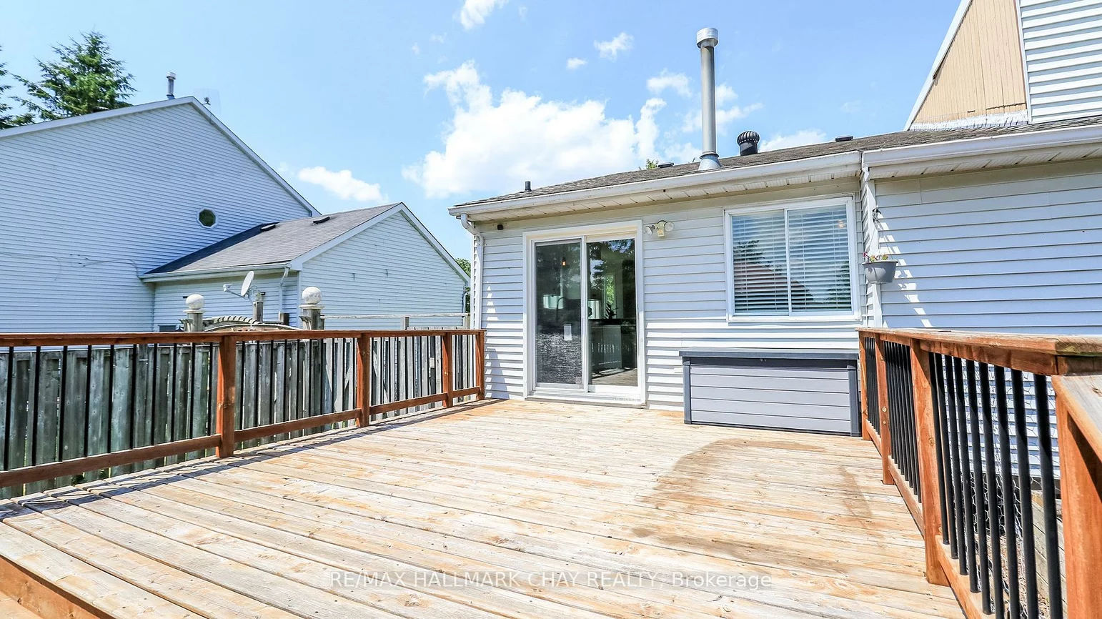 2281, Scythes, Stroud, Innisfil