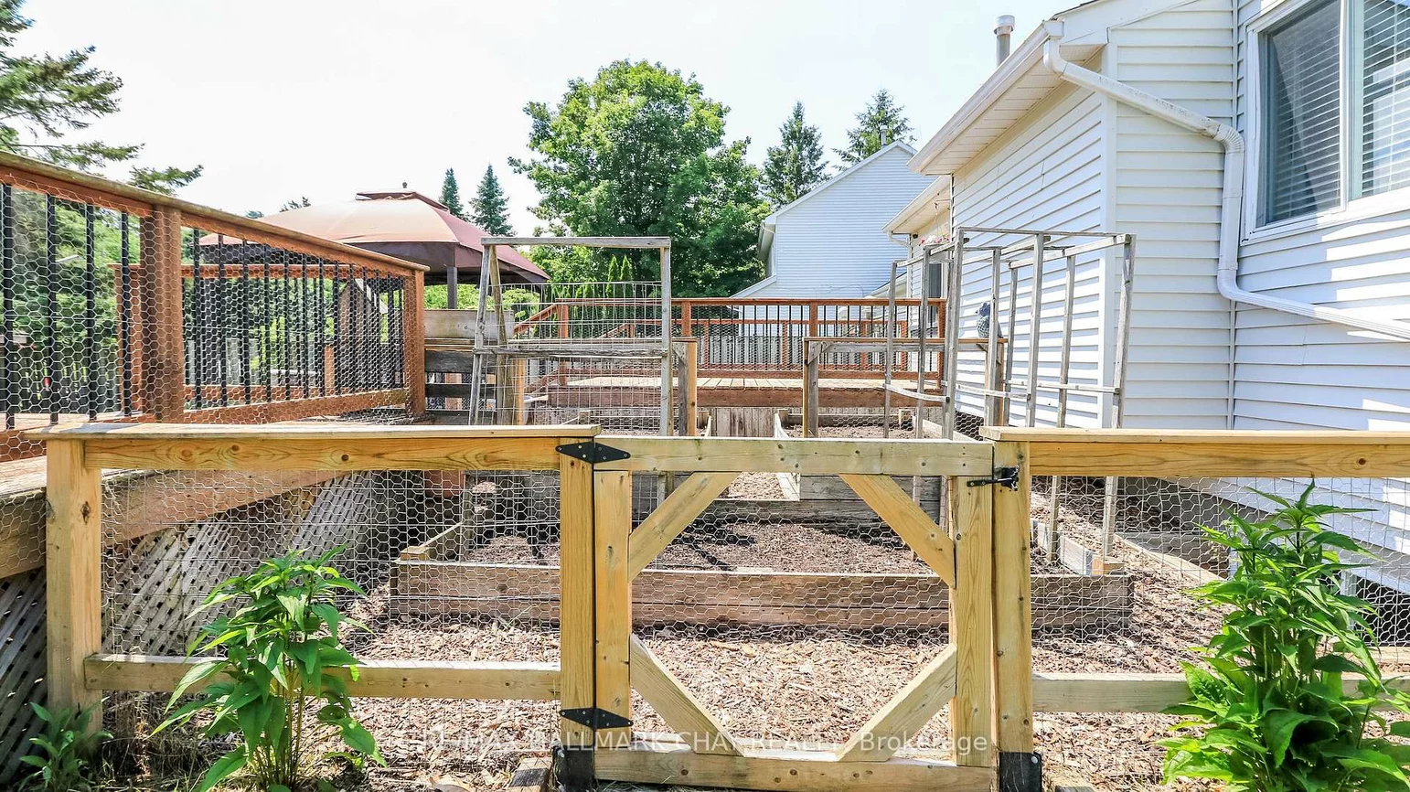 2281, Scythes, Stroud, Innisfil