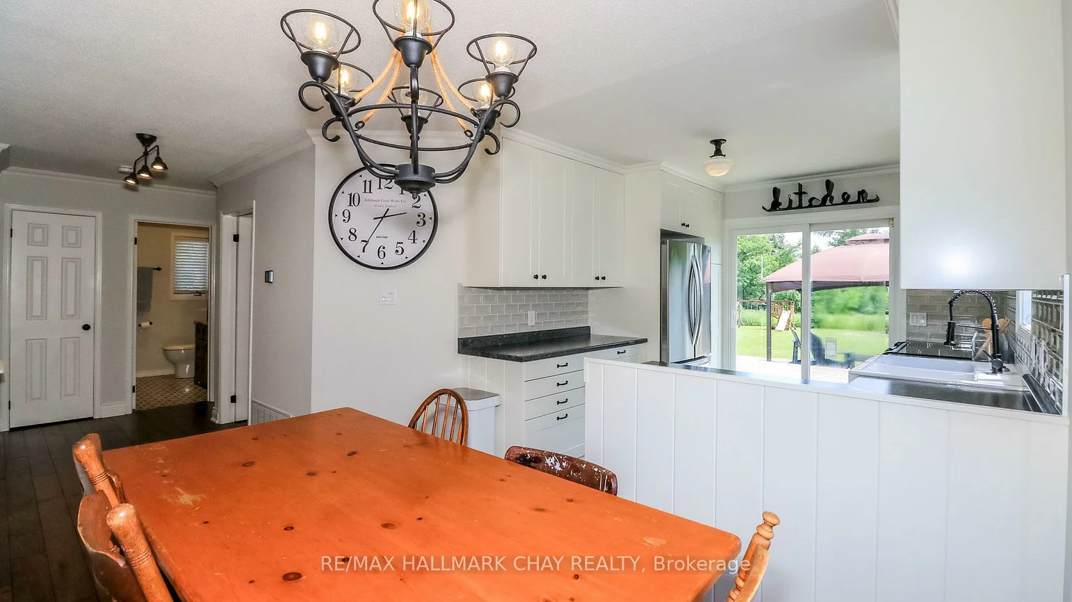 2281, Scythes, Stroud, Innisfil