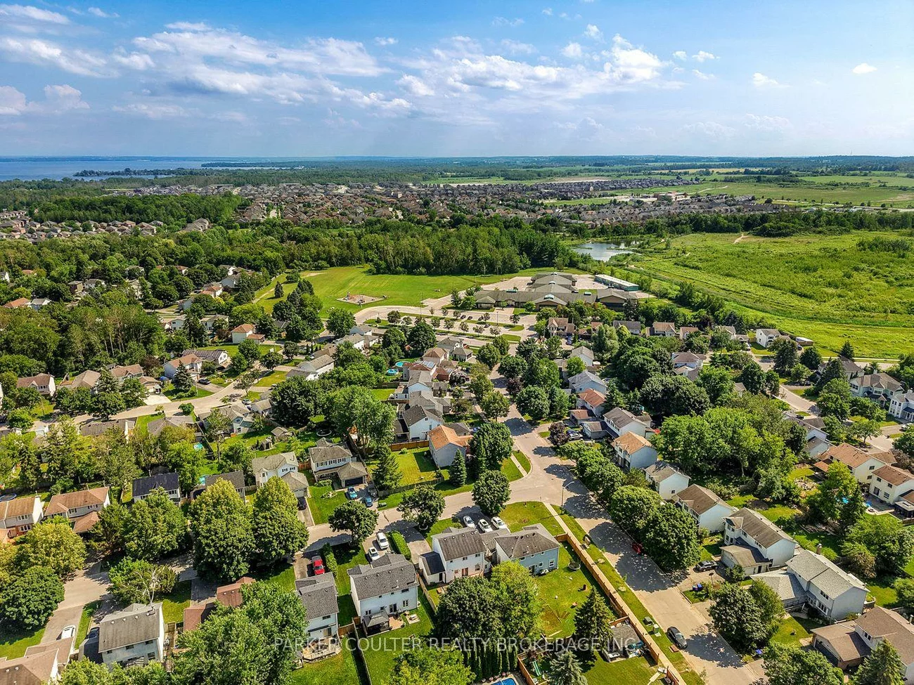 1098, Maclean, Alcona, Innisfil