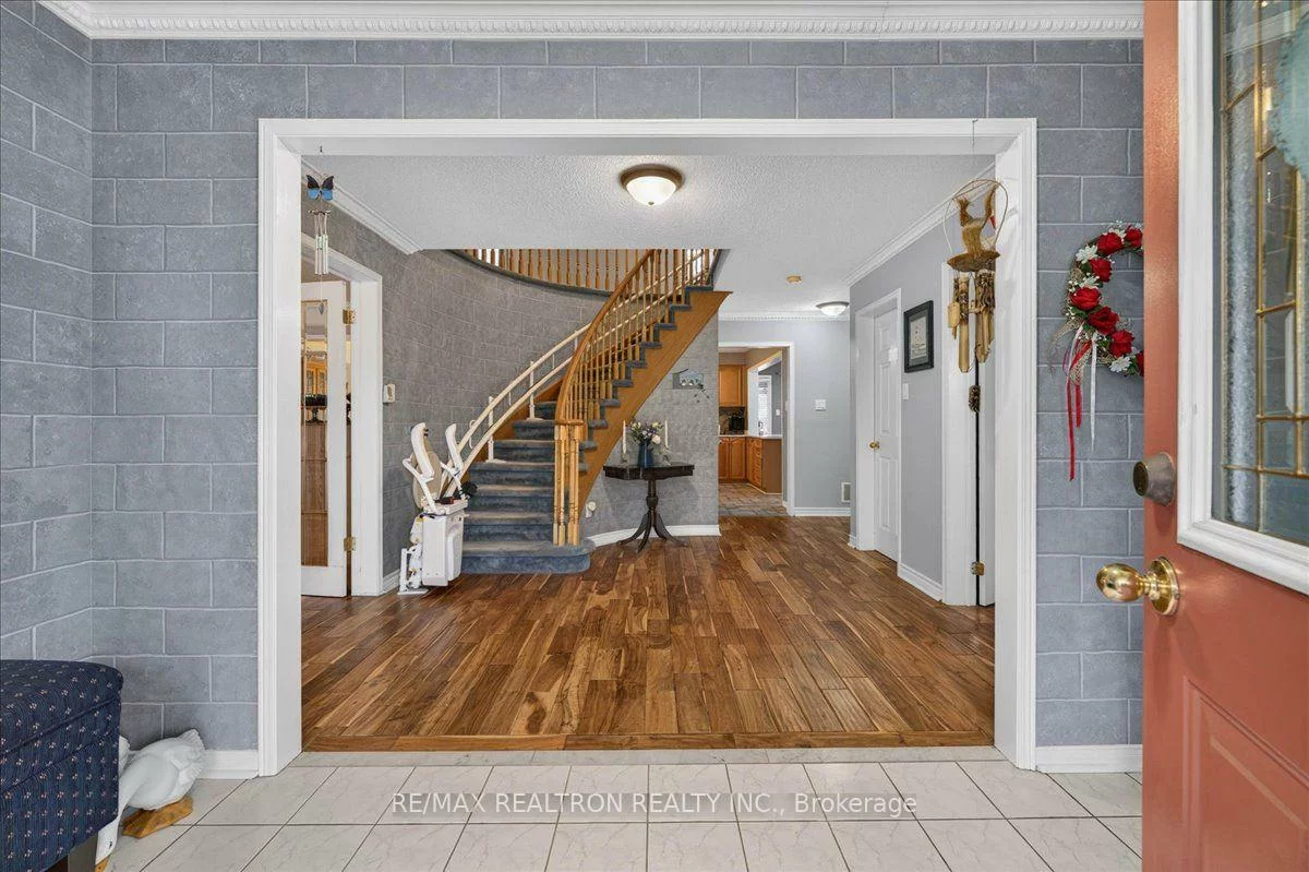 2767, Shering, Stroud, Innisfil