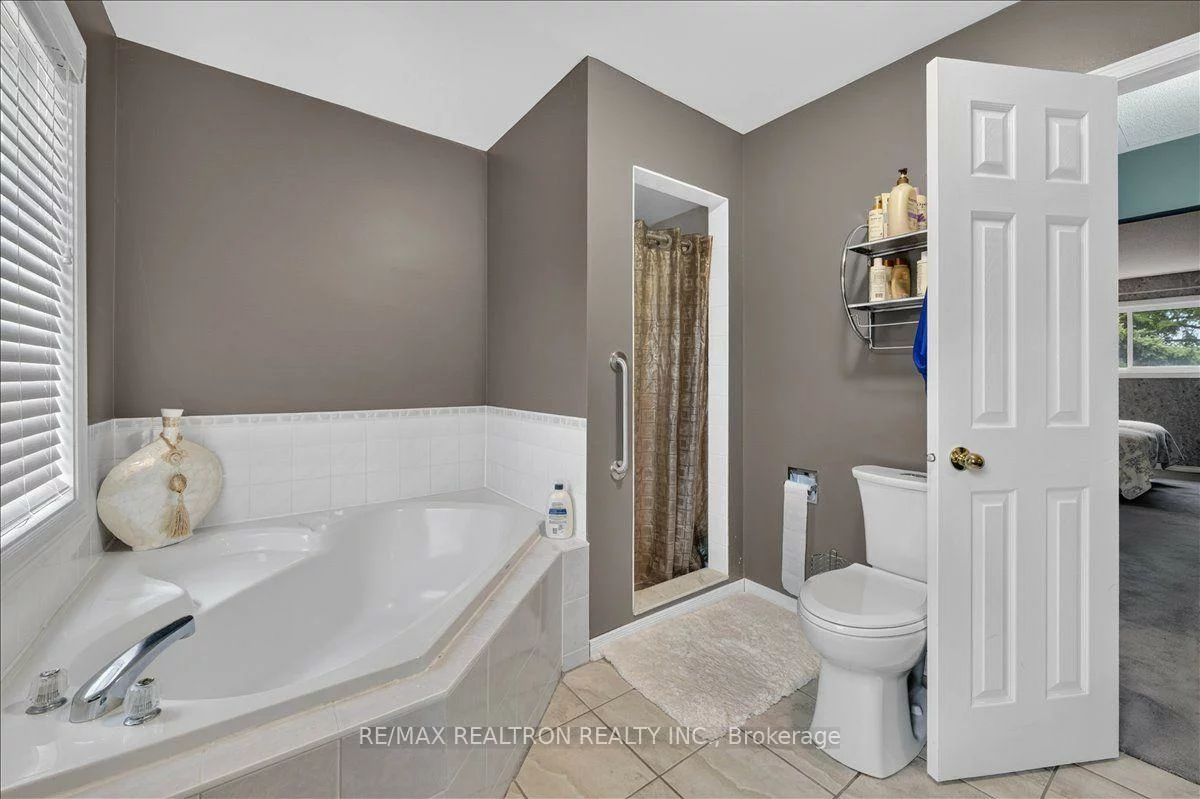 2767, Shering, Stroud, Innisfil