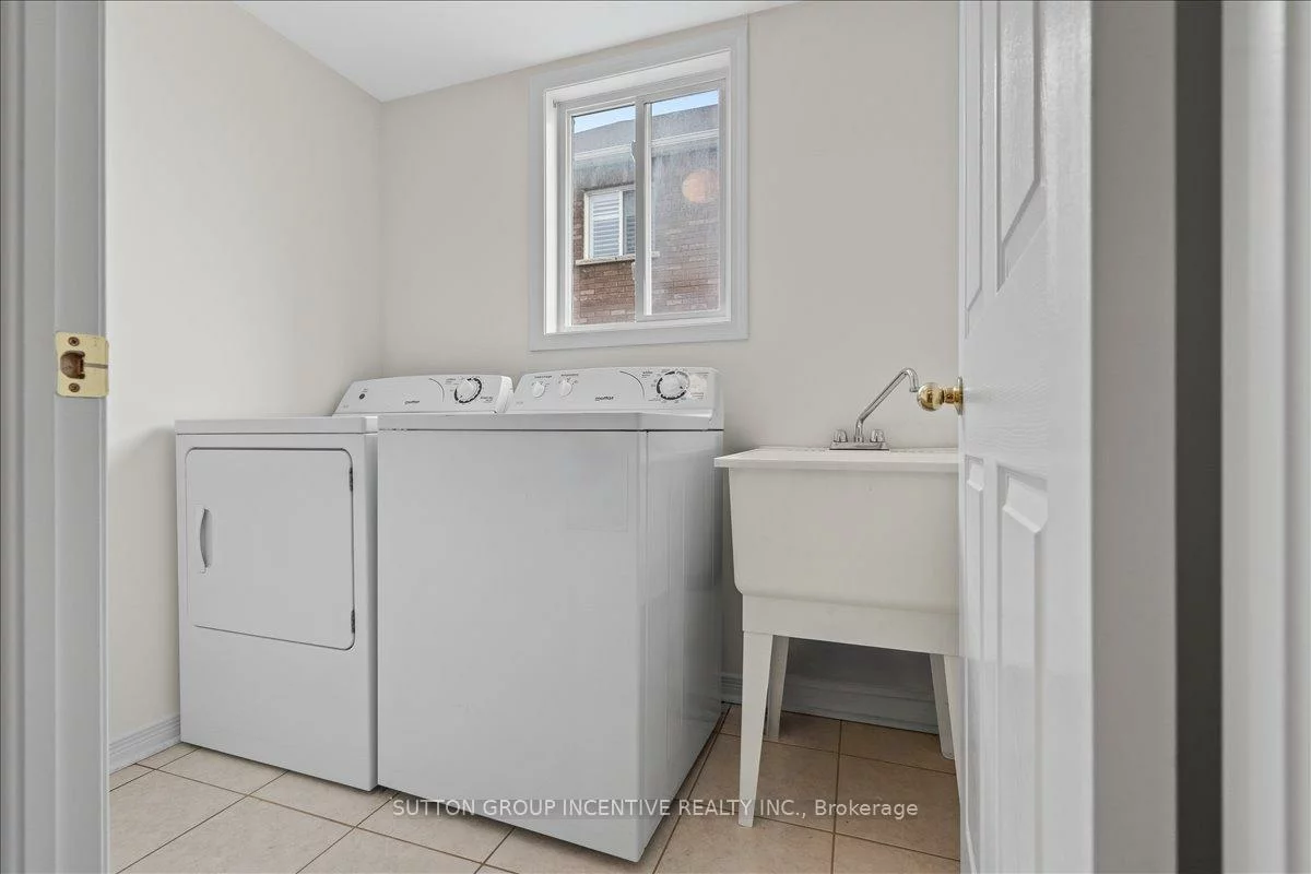 1200, Mary-Lou, Alcona, Innisfil