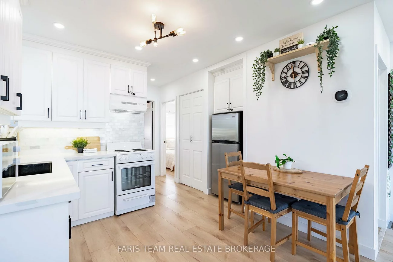 2305, Crystal Beach, Alcona, Innisfil