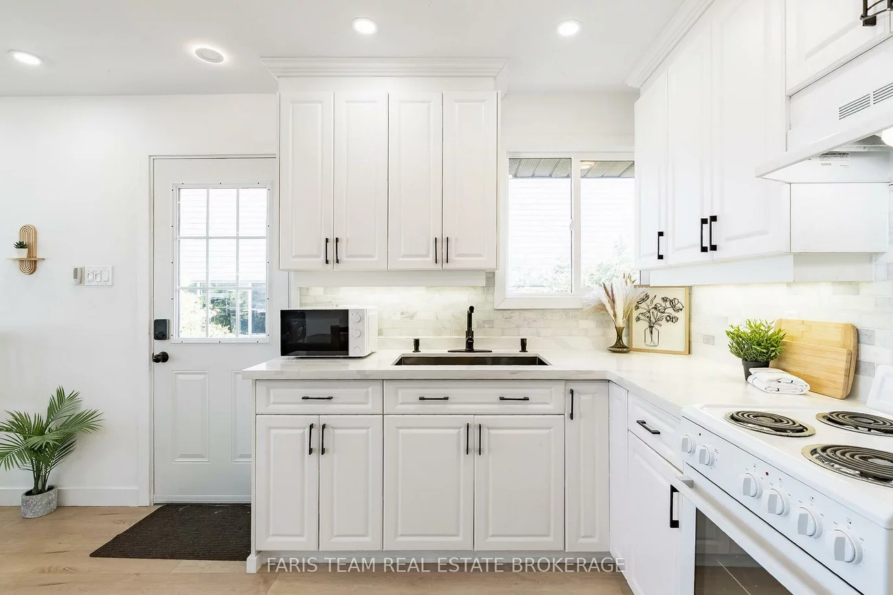 2305, Crystal Beach, Alcona, Innisfil