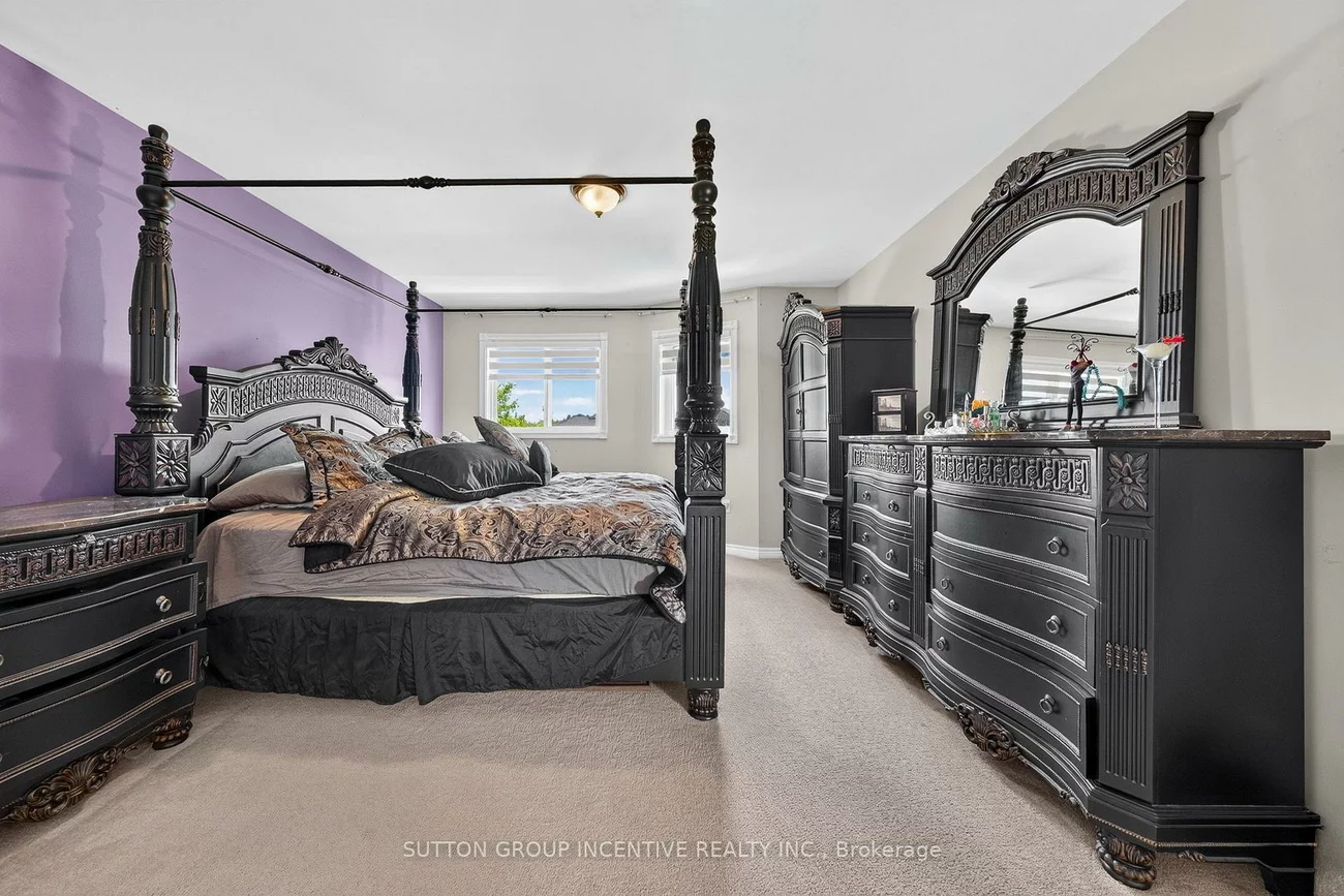 850, Leslie, Alcona, Innisfil