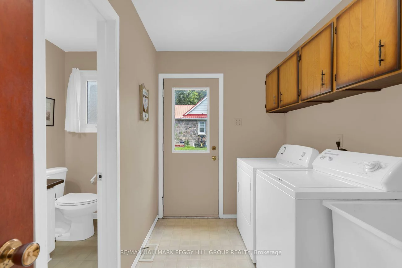 2222, Victoria, Stroud, Innisfil