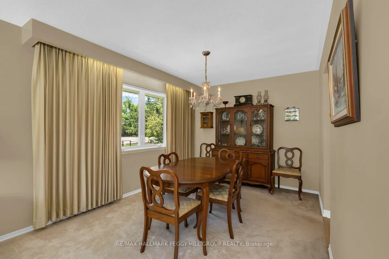 2222, Victoria, Stroud, Innisfil