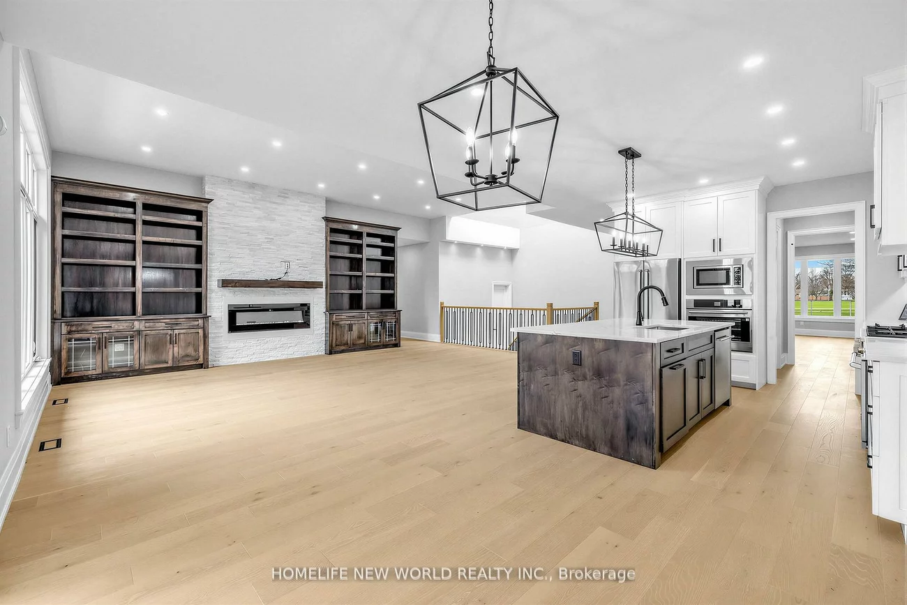 225, Sunnybrae, Stroud, Innisfil