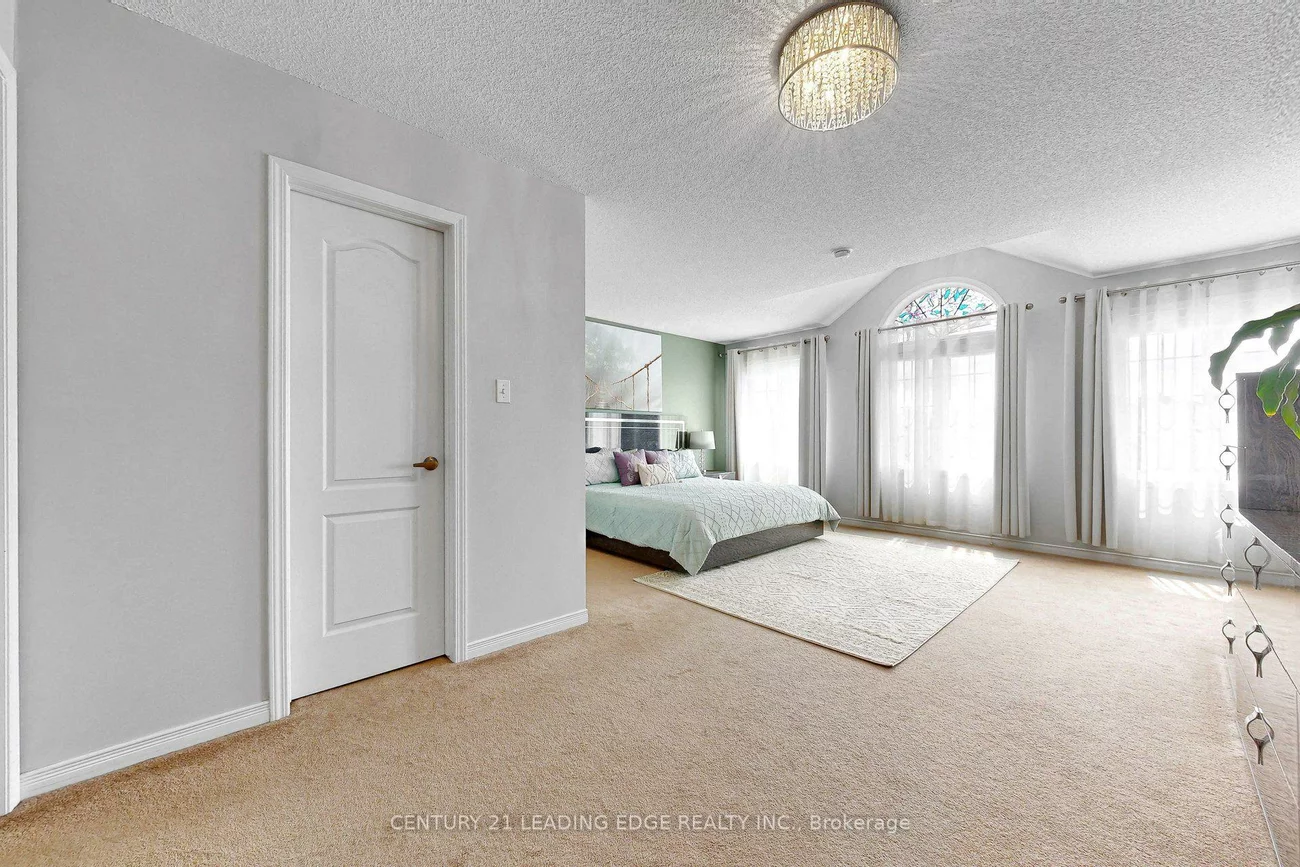 1246, Leslie, Alcona, Innisfil