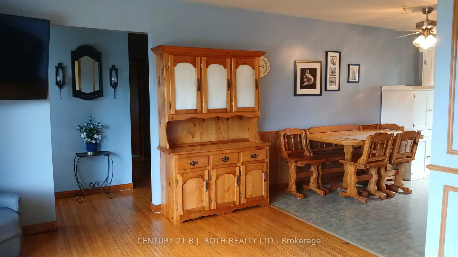 2293, Victoria, Stroud, Innisfil