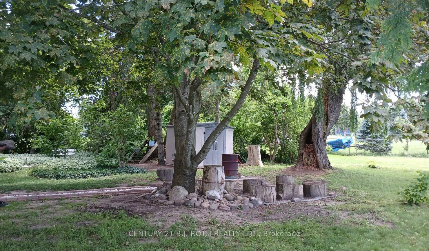 2293, Victoria, Stroud, Innisfil