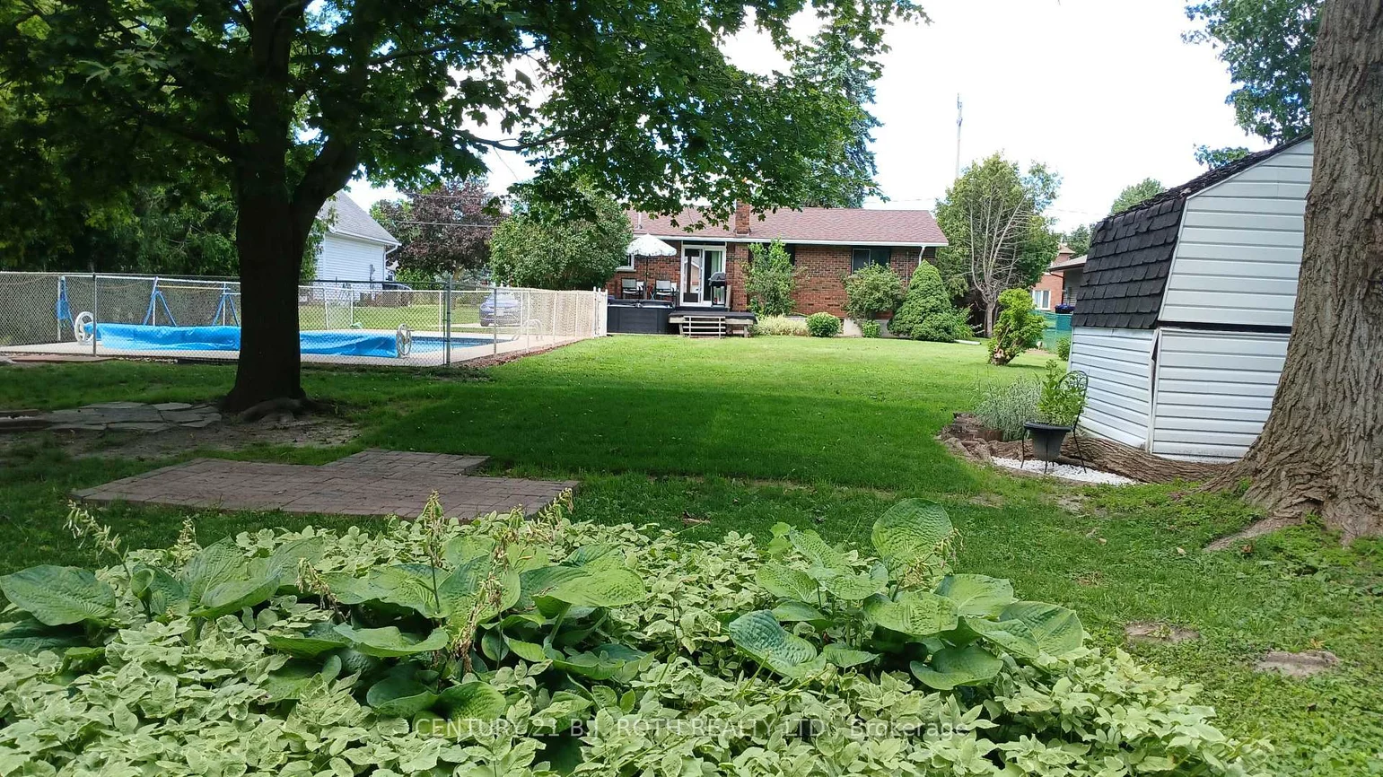 2293, Victoria, Stroud, Innisfil