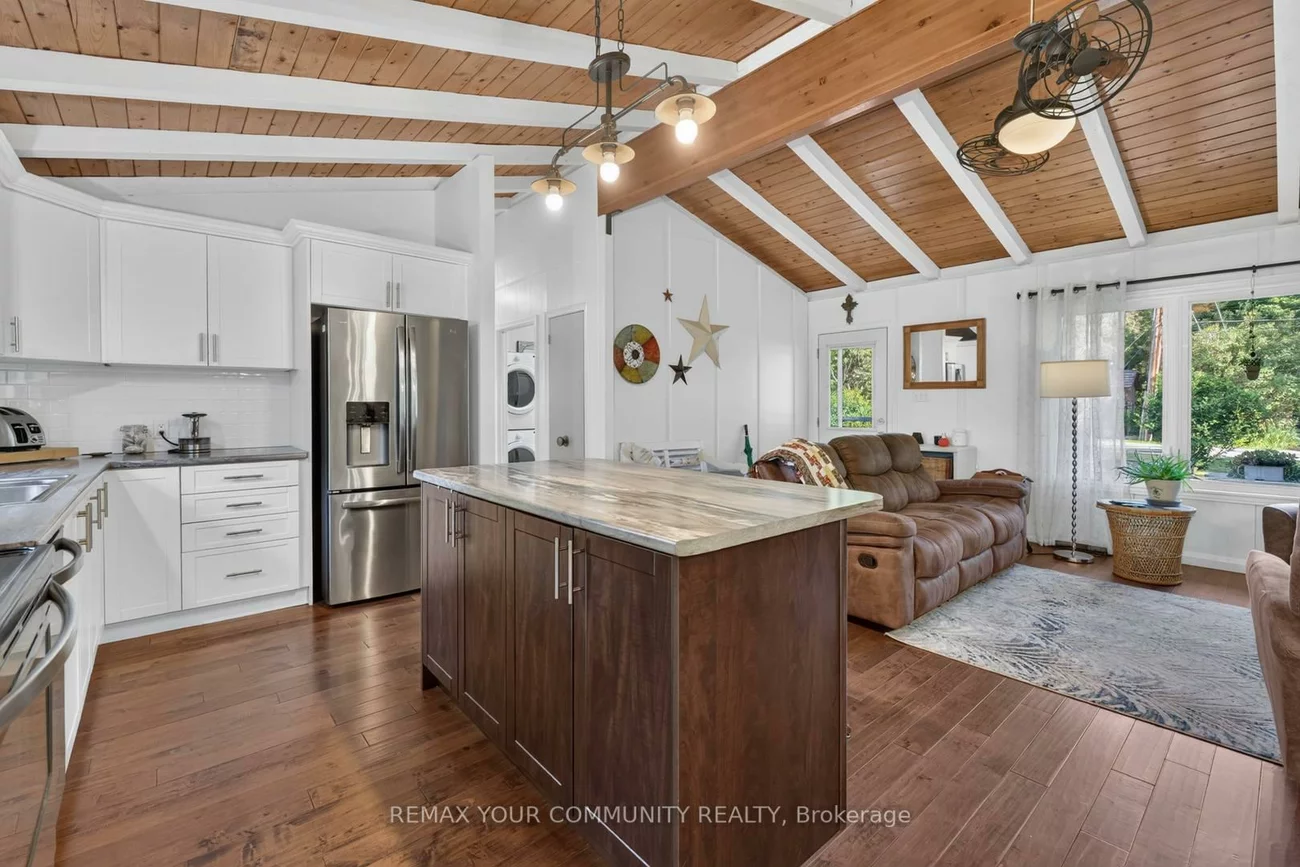 943, Blackwoods, Alcona, Innisfil