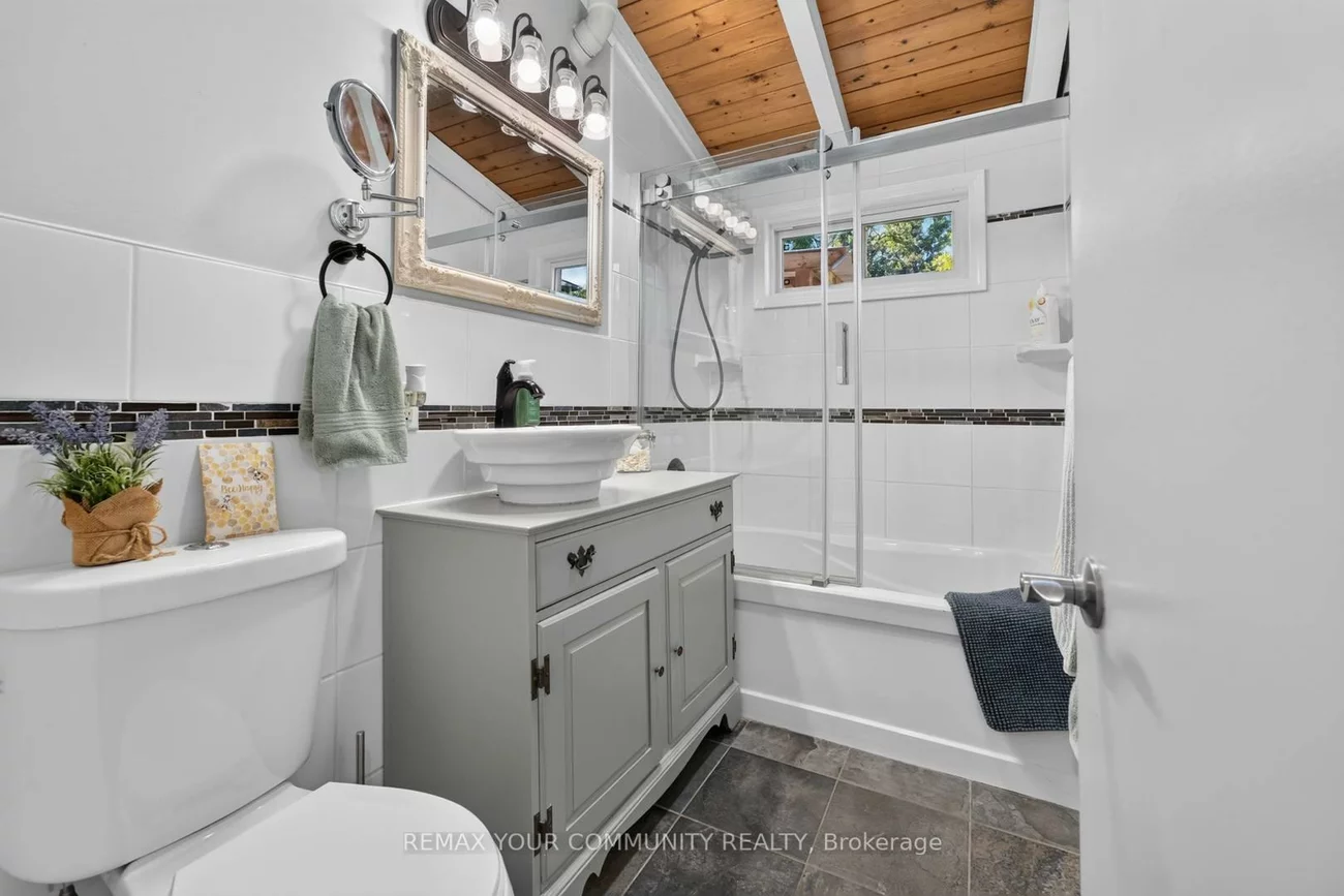943, Blackwoods, Alcona, Innisfil