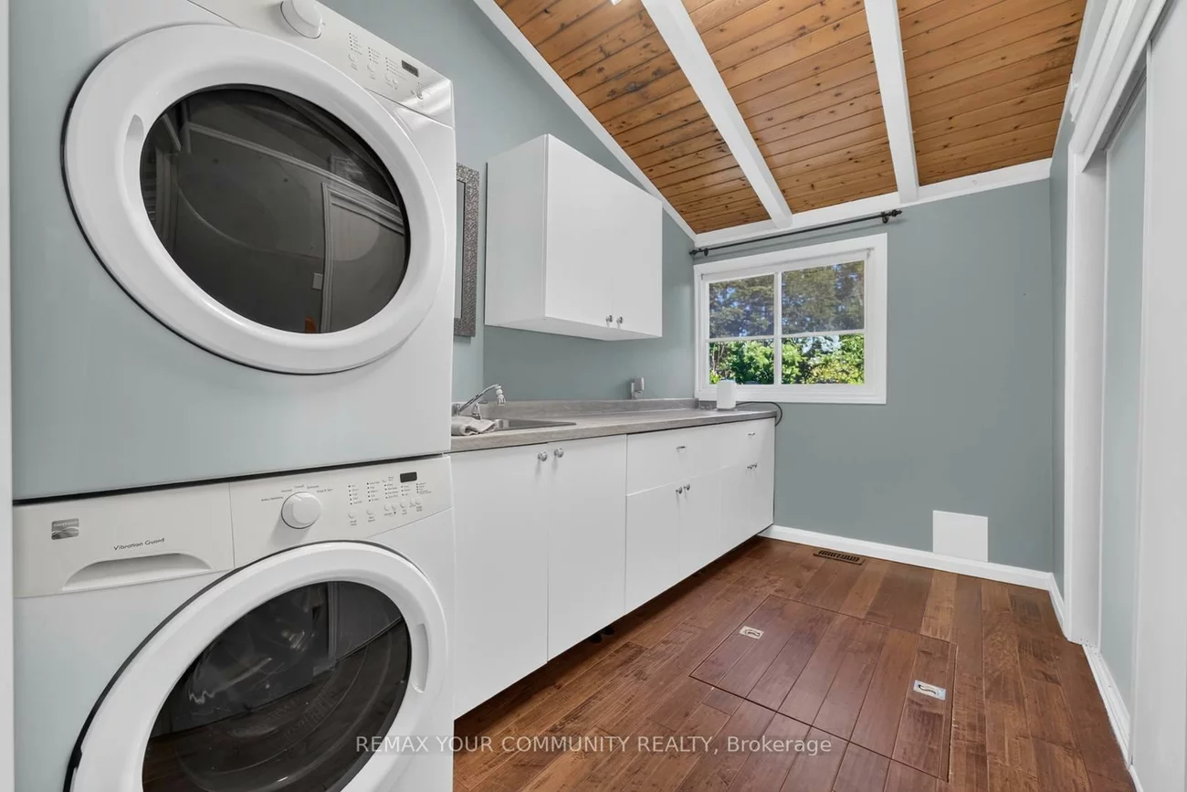 943, Blackwoods, Alcona, Innisfil