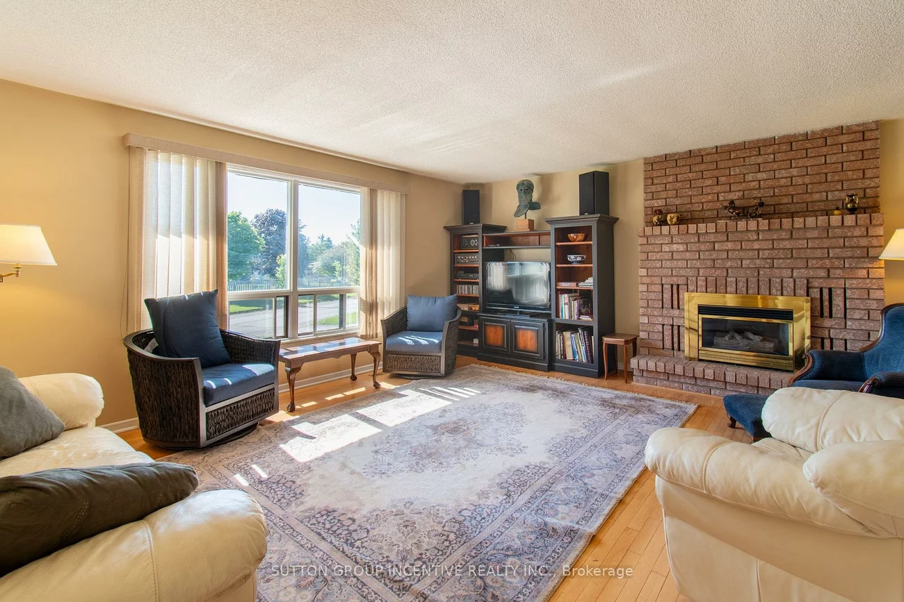 2114, Chantler, Stroud, Innisfil